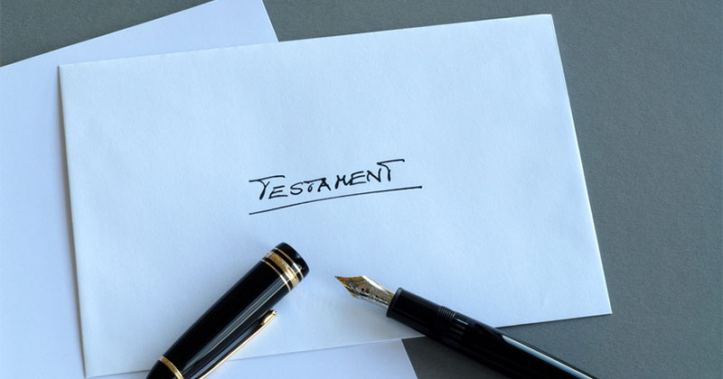 Umschlag mit der Aufschrift: Testament
