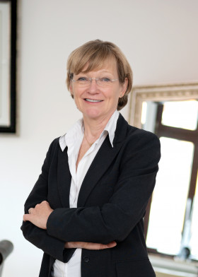 Fachanwltin Familienrecht - Claudia Nussbaum